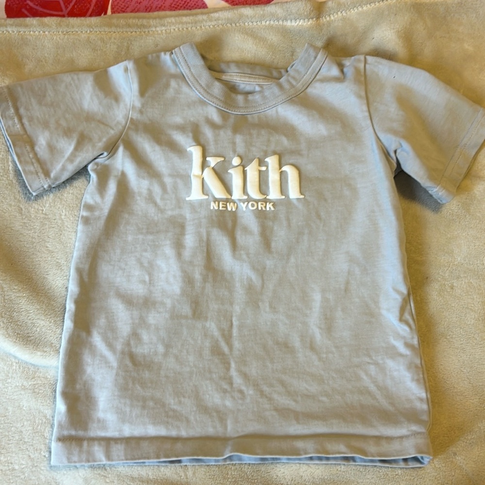 Kith size 4th tshirt